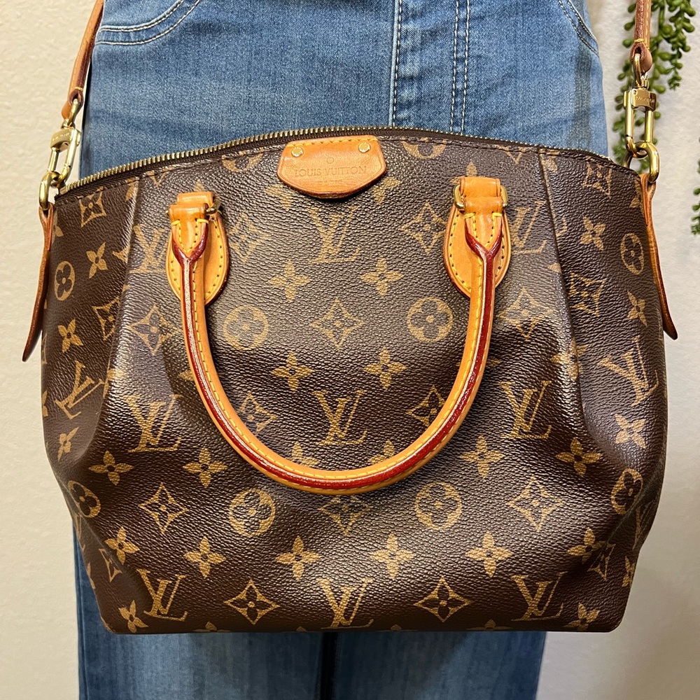 💯AUTHENTIC MONOGRAM TURENNE PM SIZE